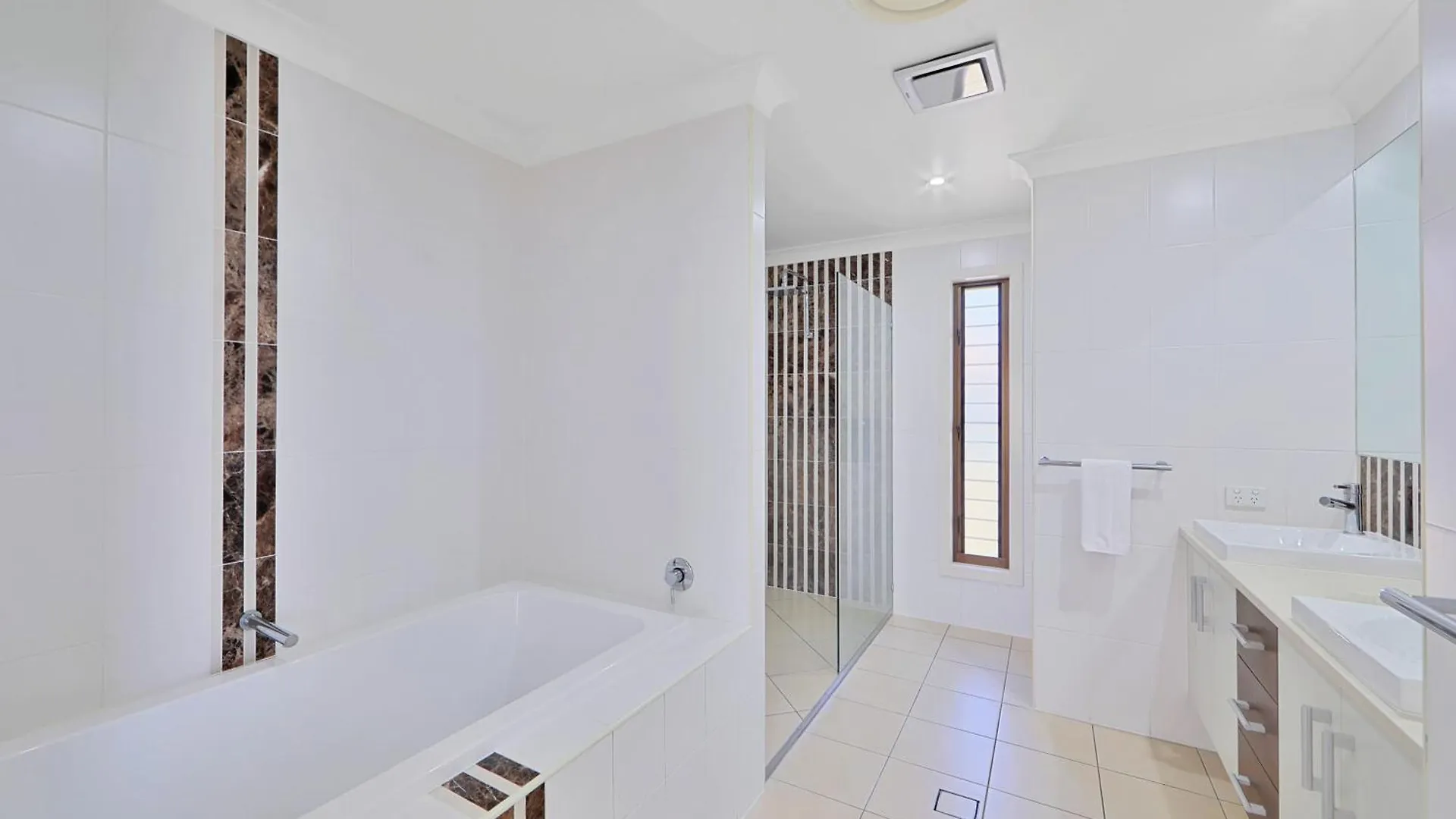 Holiday home Nudibranch House Villa Bargara Australia